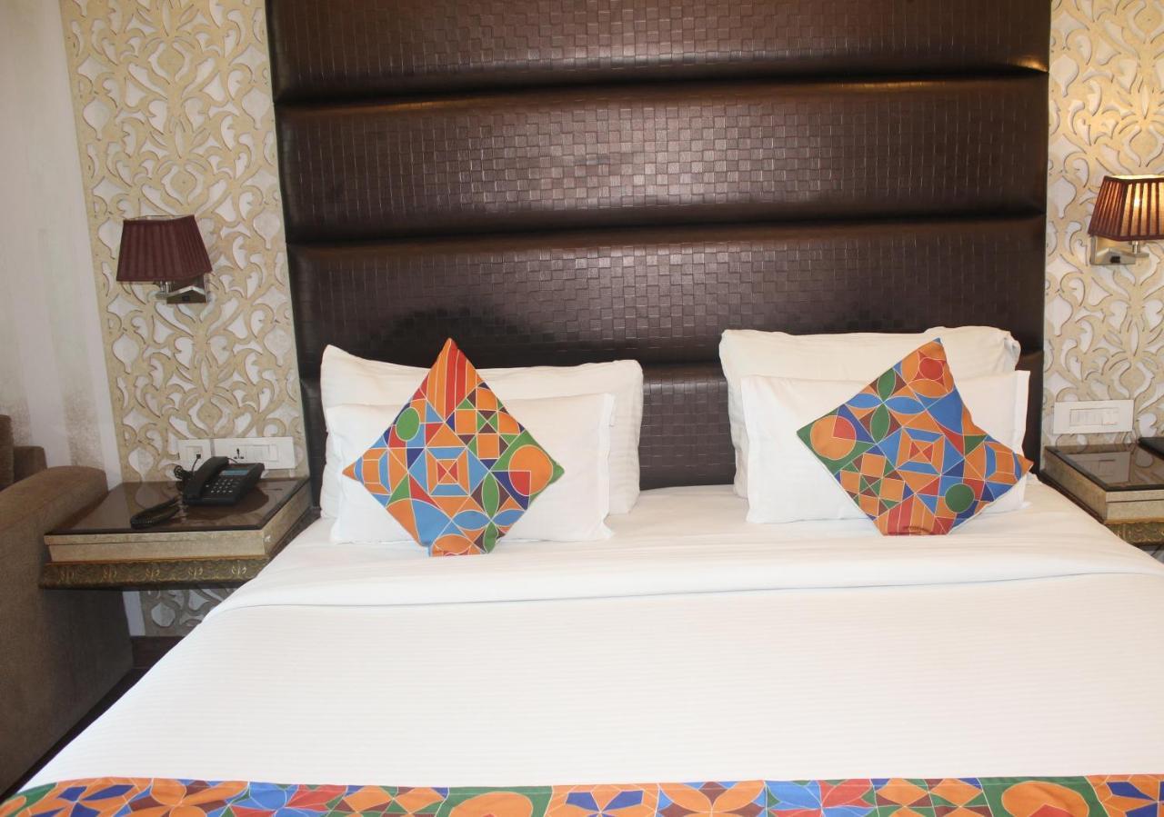 Hotel The Jk New Delhi Exterior photo